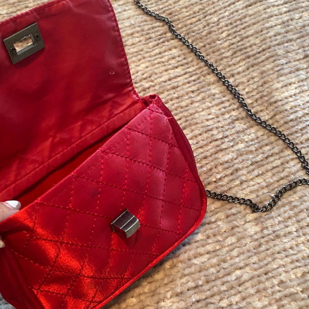 Small Red Purse - Picture 3 of 3